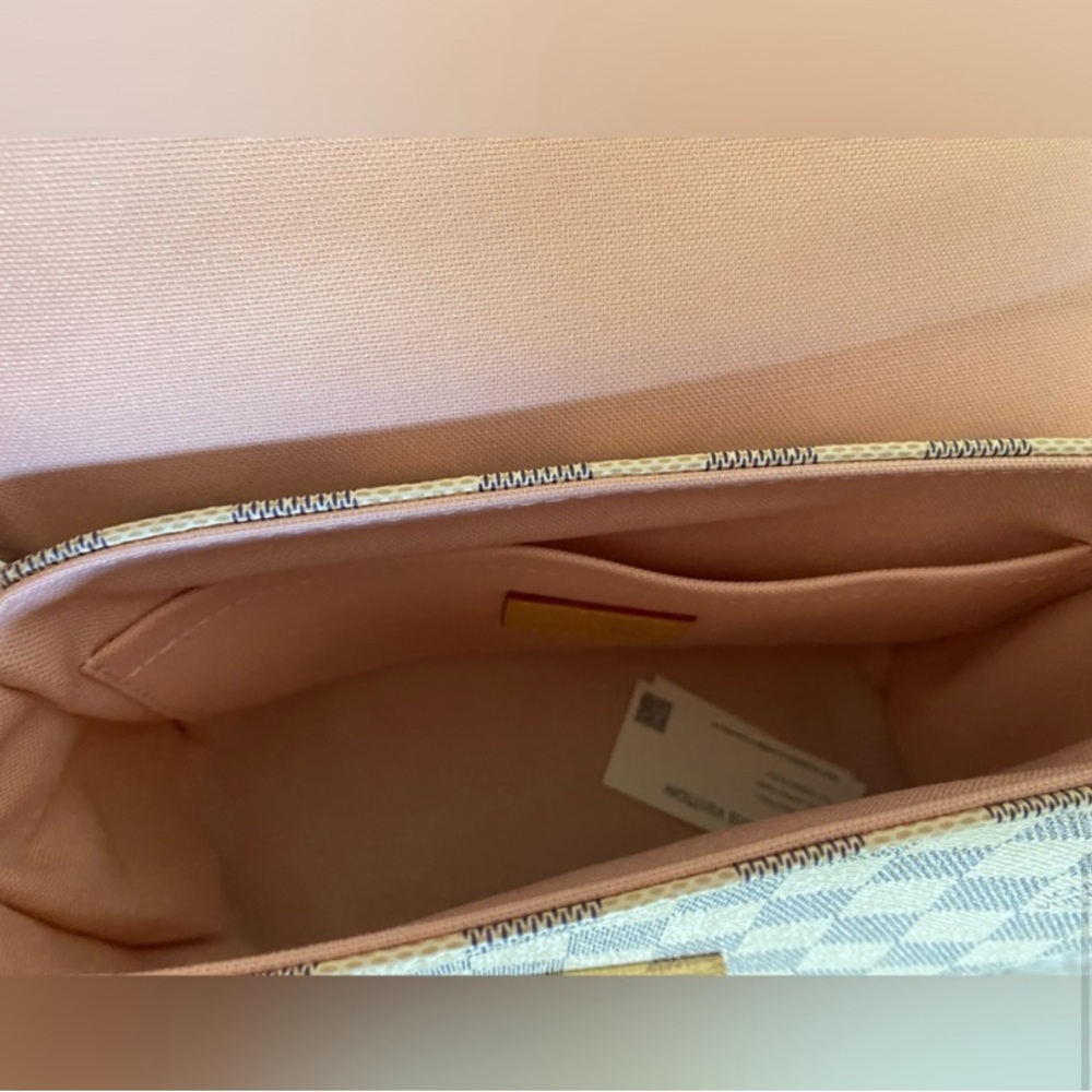 100% Authentic Louis Vuitton Croisette New with dust bag ***Rare Find - Picture 7 of 10
